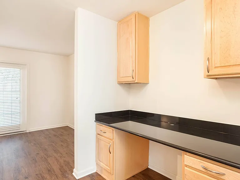 Gayton Pointe Townhomes — Photo 10