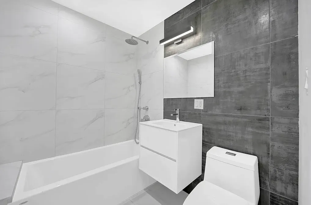Building Photo - 925 Bushwick Ave #2B