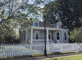 607 N 6th St, Paducah, KY 42001