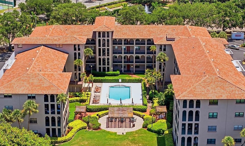 1st image of 6150 GULFPORT BOULEVARD S #208