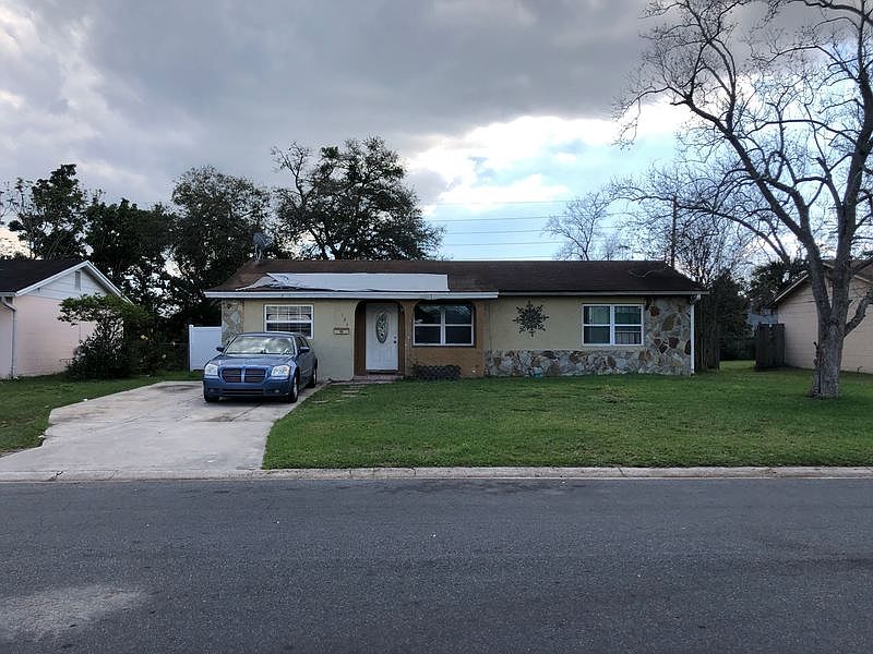1st image of 186 La Paz Dr