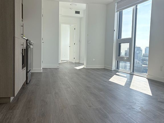 5th image of 100 Queen St E #3506