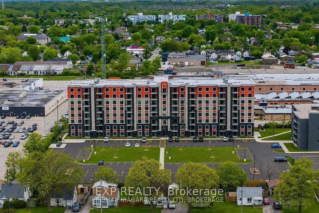 2 bed, $2,899 — Photo 2