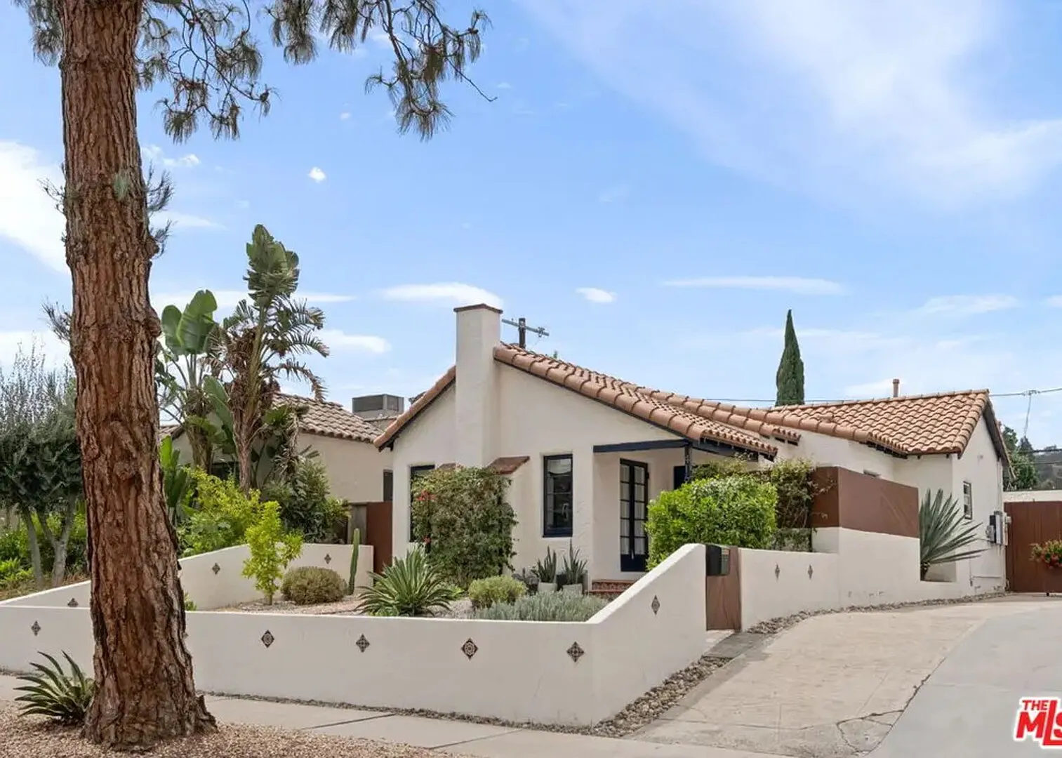 2-3 Bedroom Atwater Village Sanctuary — Photo 1