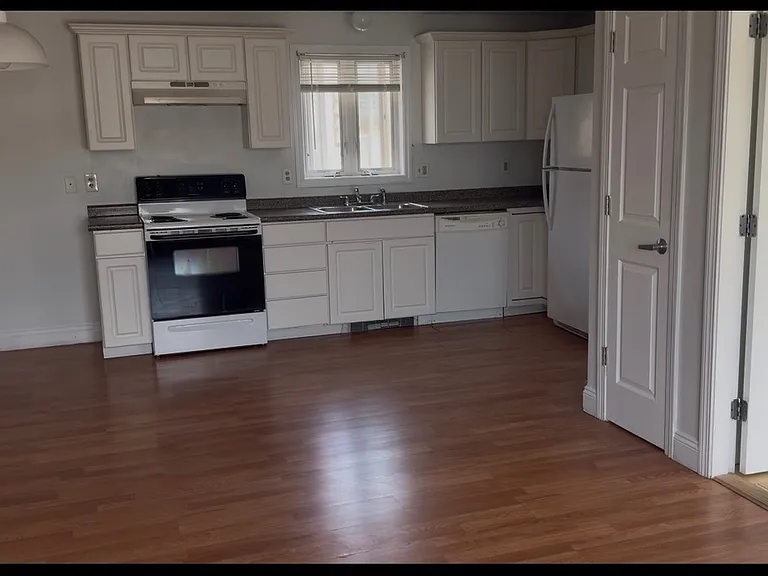 13 Pezzullo St #4 — Photo 4