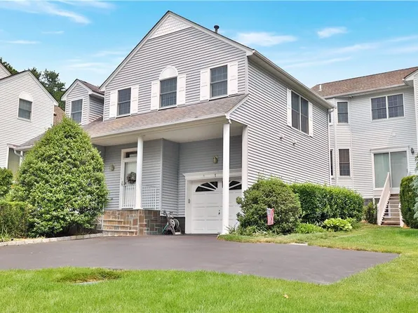 1 Lakeside Drive, Valhalla, NY 10595