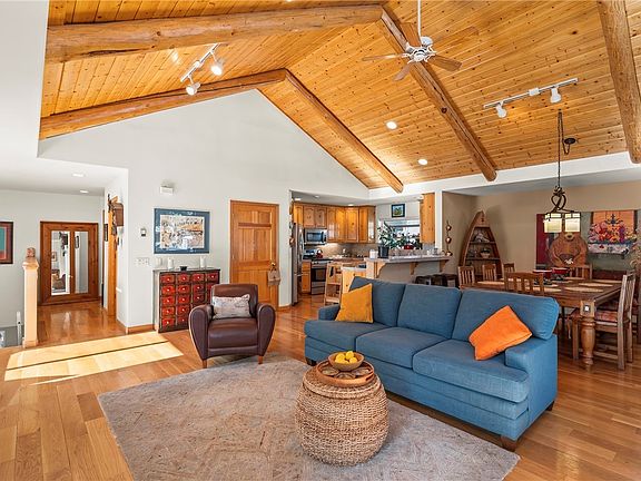 5th image of 928 Northwood Blvd Unit 10