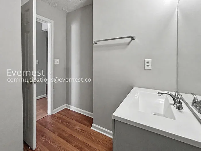 4256 Worth St — Photo 12
