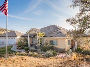 29300 Peregrine Pl, Tehachapi, CA 93561