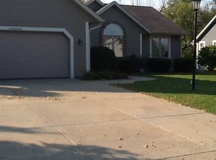 W159S7181 Martin Dr, Muskego, WI 53150