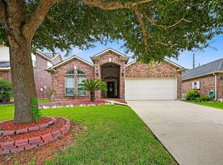 215 Little Summer Dr, Rosenberg, TX 77469