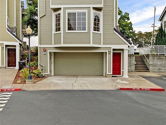 2nd image of 2229 Parnassus Ct