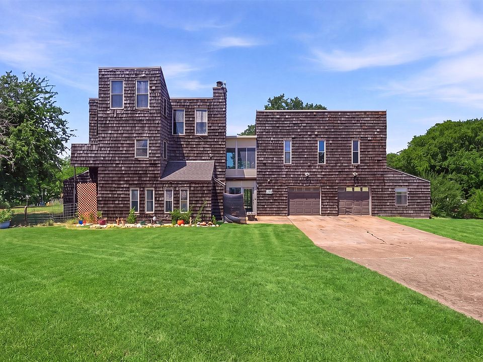 1st image of 6039 Bear Creek Dr E