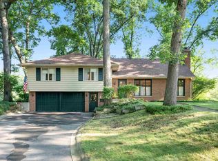 1905 Ribourde Dr, South Bend, IN 46628