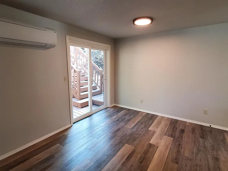 2614 NE Ocker Dr — Photo 10