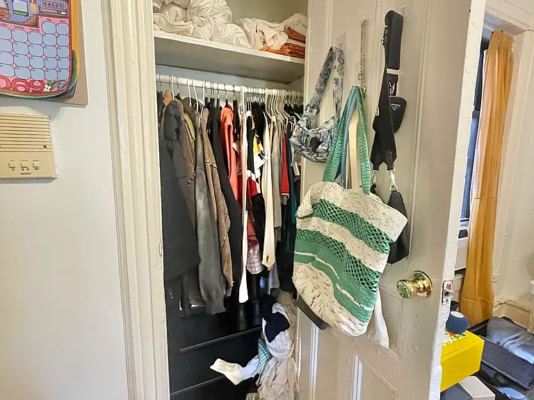 1054 Bergen St #4C — Photo 7