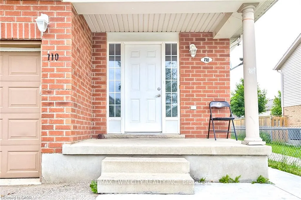 4 bed, $3,000 — Photo 2