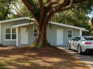 2211 54th Avenue Dr W, Bradenton, FL 34207