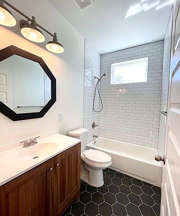 4th image of 1115 Nolan St #2200