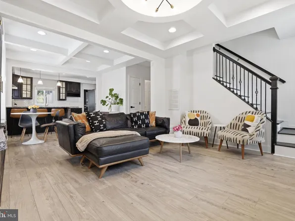 3122 Newton St NE, Washington, DC 20018