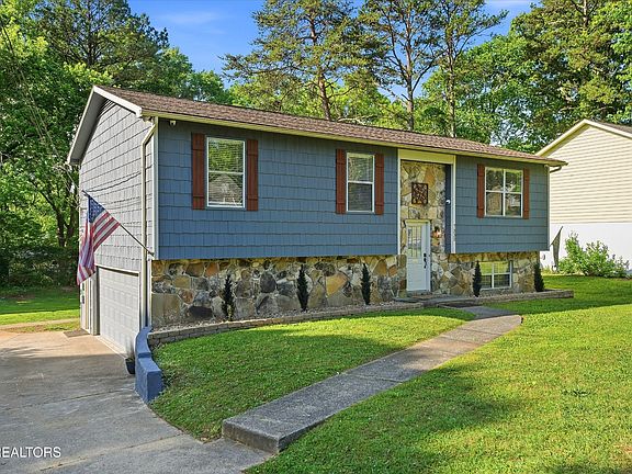 2nd image of 7332 Toxaway Dr