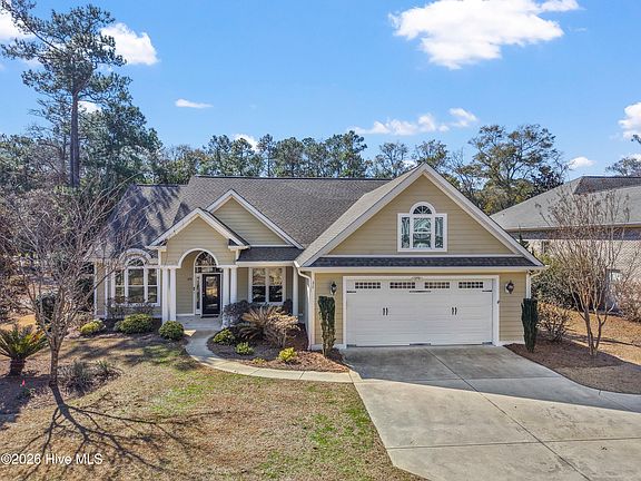 3rd image of 379 Lockwood Lane SW