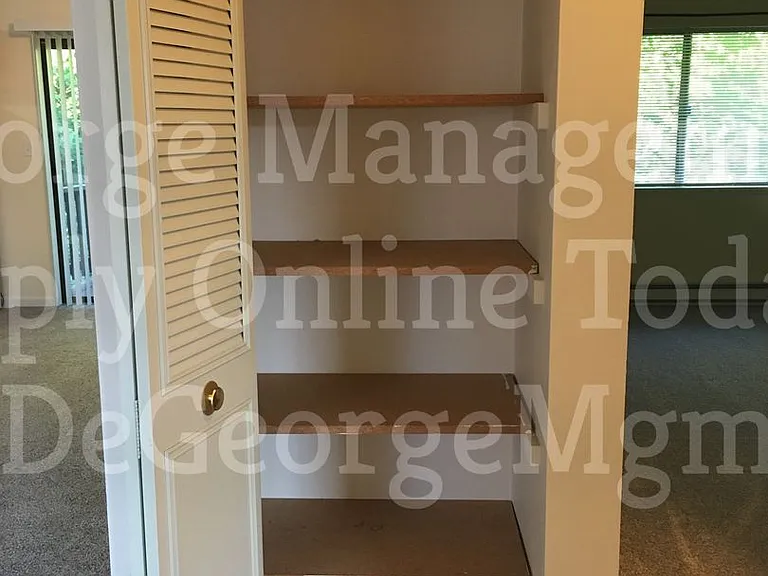 Parkside Apartments — Photo 13