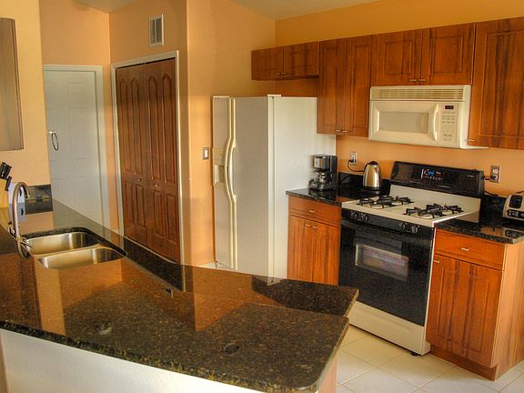 3rd image of 15738 Autumn Glen Ave