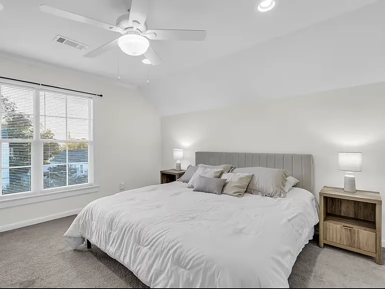 203 Worley St — Photo 15