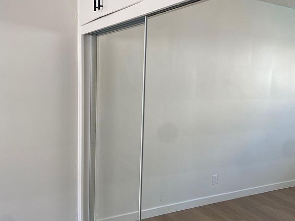 5th image of 4650 Cahuenga Blvd APT 12