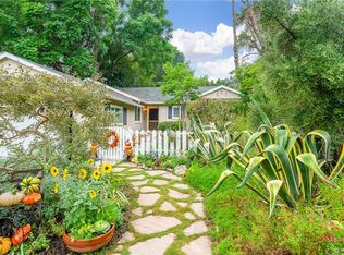 6505 Lubao Ave, Woodland Hills, CA 91367