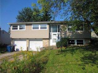 592 Surfside Dr, Pittsburgh, PA