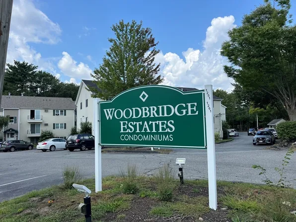 1261 Church St APT 82, New Bedford, MA 02745
