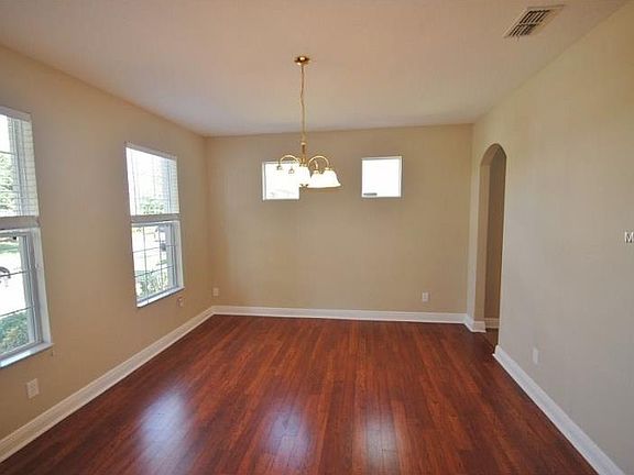 4th image of 13504 Phoenix Dr