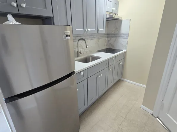 (undisclosed Address), Yonkers, NY 10701