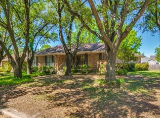 1000 Glenda St, Terrell, TX 75160