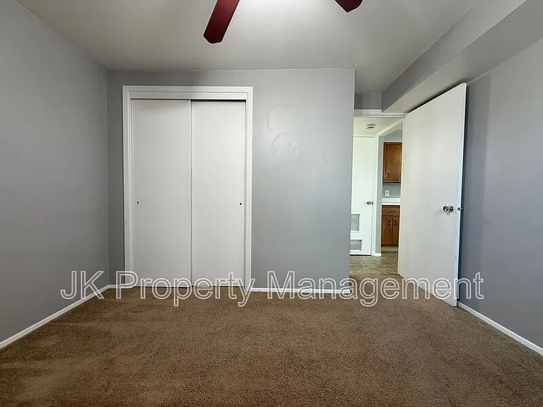 1322 1st Ave NW #2 — Photo 9