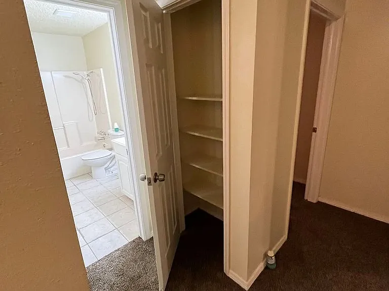 552 Trout St — Photo 9