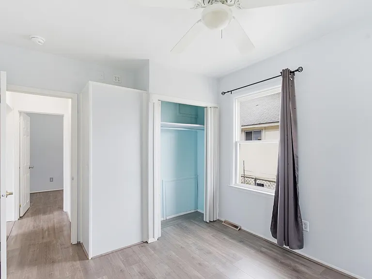 27033 Brush St — Photo 11