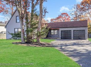 292 Weldon Rd, Manchester, NJ 08759