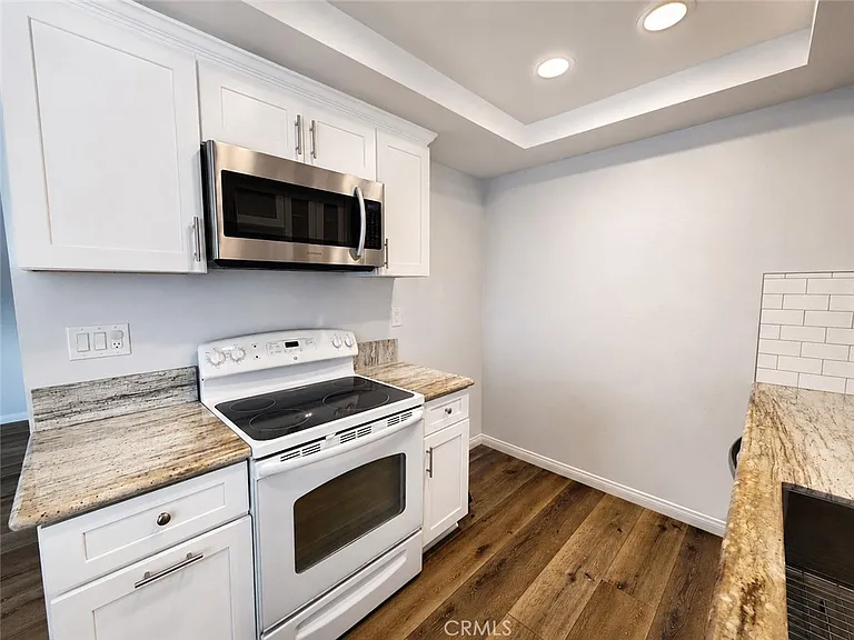 131 S Poplar Ave #26 — Photo 12