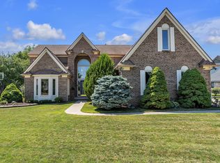 46776 Mornington Rd, Canton, MI 48188