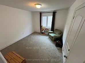 28 McLean Ave — Photo 36