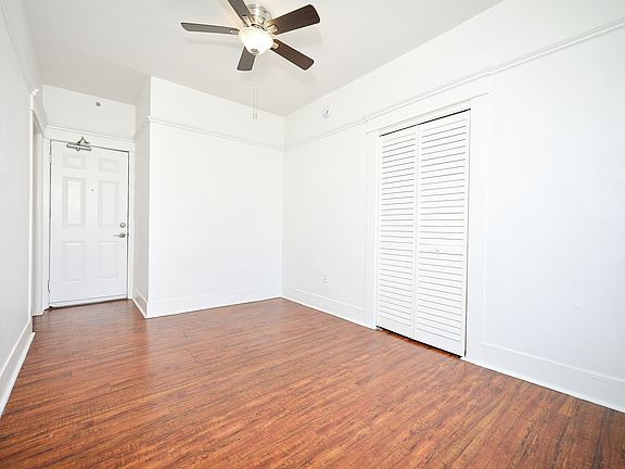 3rd image of 734 S Valencia St #407
