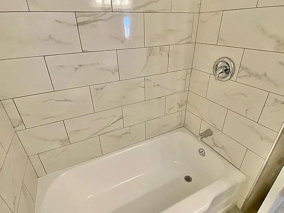 5th image of 4753 N Newland Ave #2B