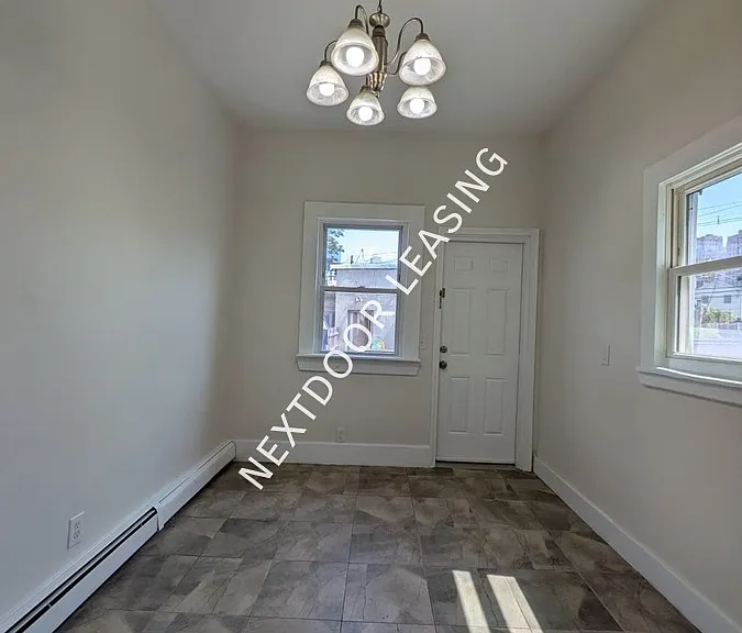 42.5 Jewett Ave #1M — Photo 8