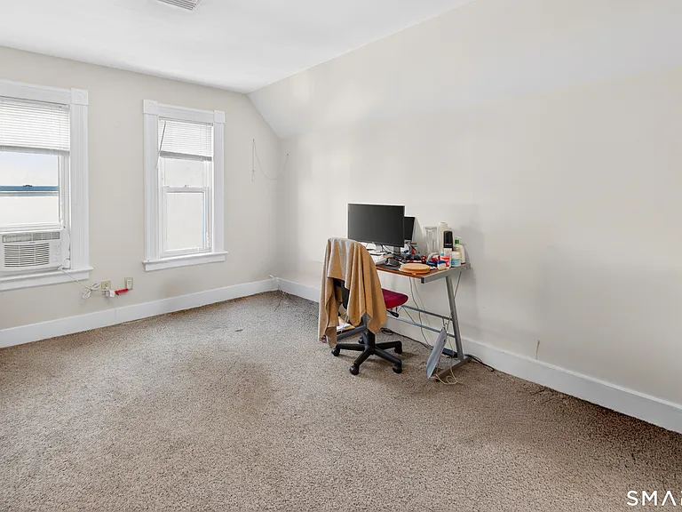 62 Lawrence St #3 — Photo 10