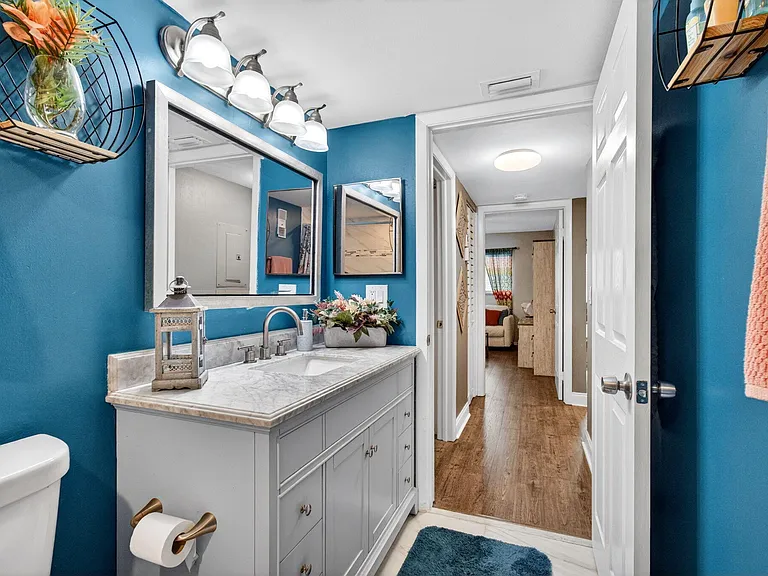 5550 Witney Dr #209 — Photo 40
