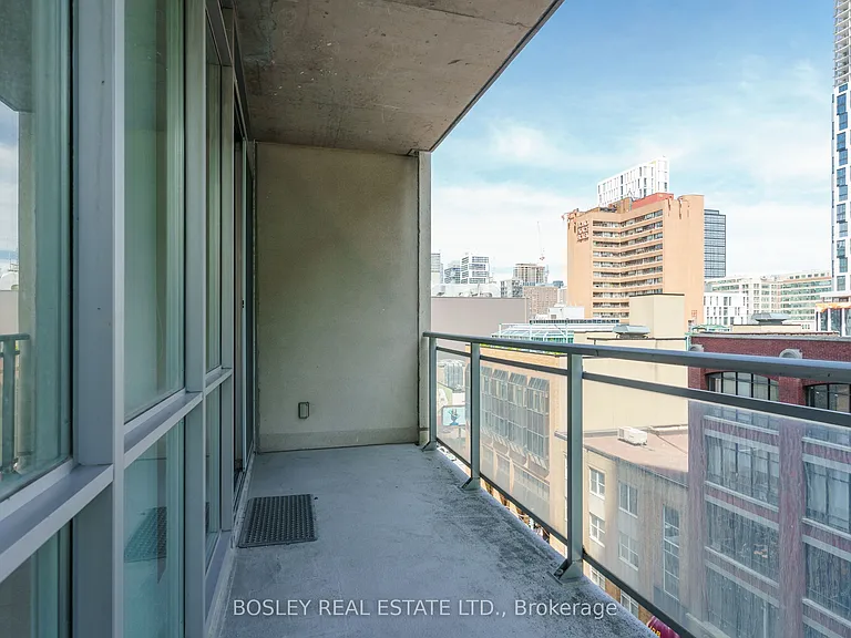 220 Victoria St #803 — Photo 20