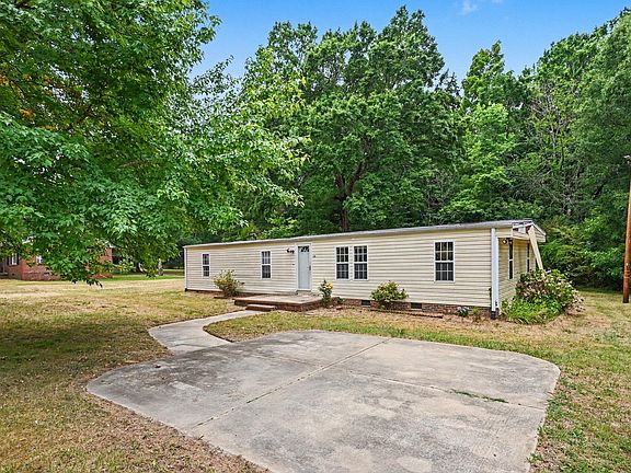 3rd image of 225 Greenestead Ln